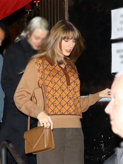 taylor swift gucci sweater|taylor swift brown sweater.